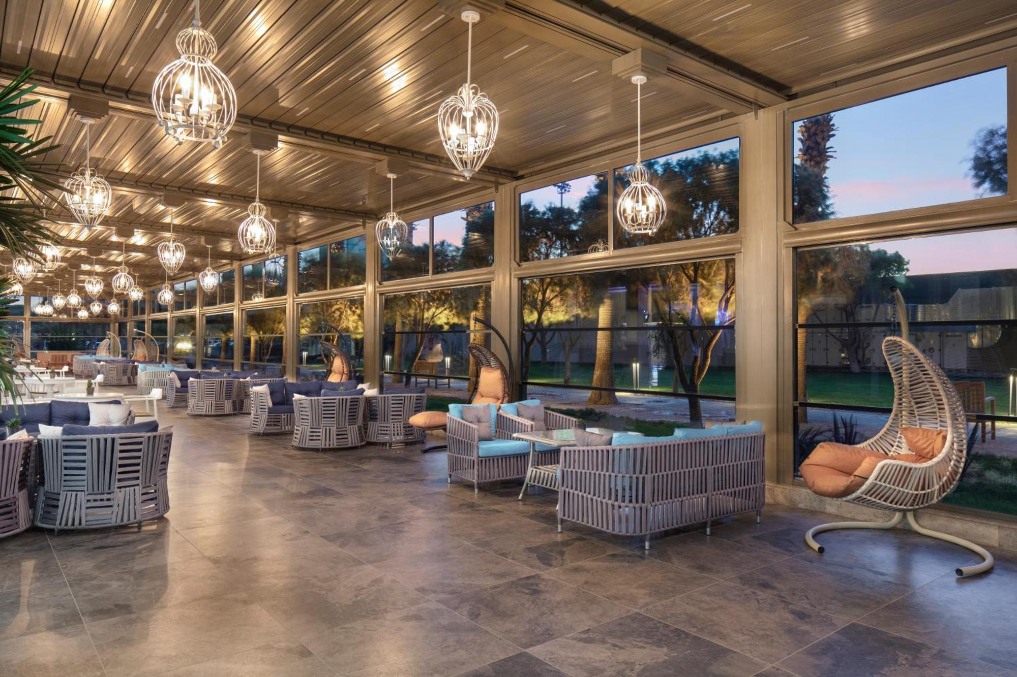 Nirvana Cosmopolitan Hotel - Convention & Sports Center Antália Exterior foto